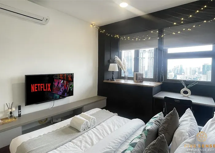 Riveria Premium Kuala Lumpur, Roam