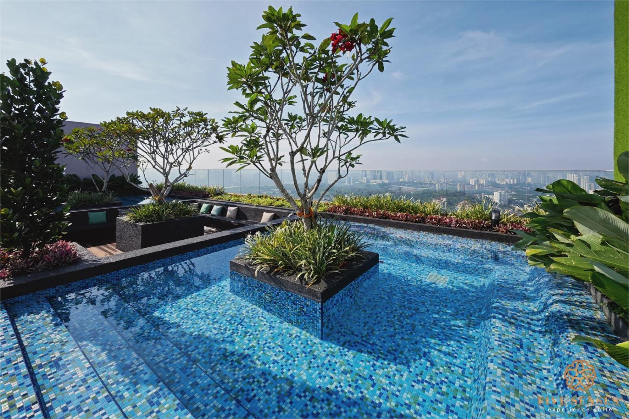 Riveria Premium Kuala Lumpur, Roam